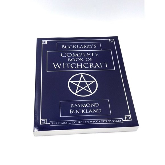 Bucklands Complete Book Of Witchcraft - Picture 2 of 8